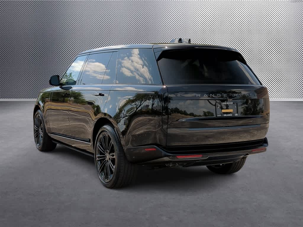 2025 Land Rover Range Rover SE 6