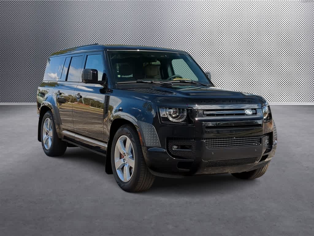 2025 Land Rover Defender 130 2