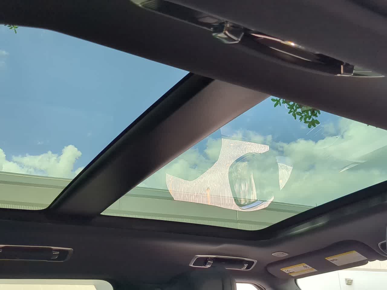 Thumbnail: 2026 Land Rover Range Rover Sport - 23