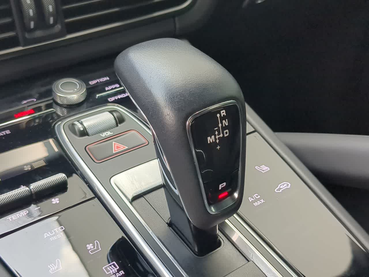 Thumbnail: 2023 Porsche Cayenne - 33