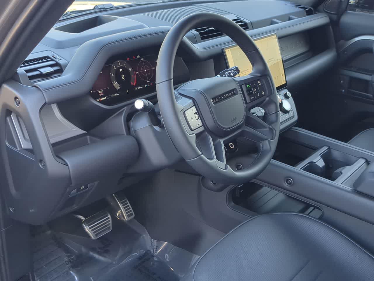 Thumbnail: 2026 Land Rover Defender - 10