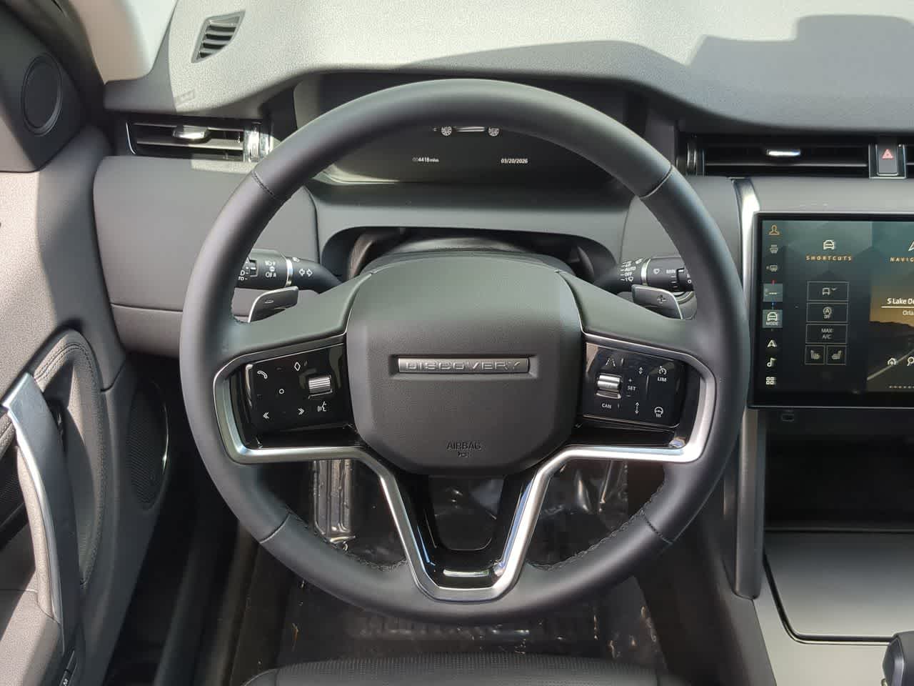 Thumbnail: 2025 Land Rover Discovery Sport - 25