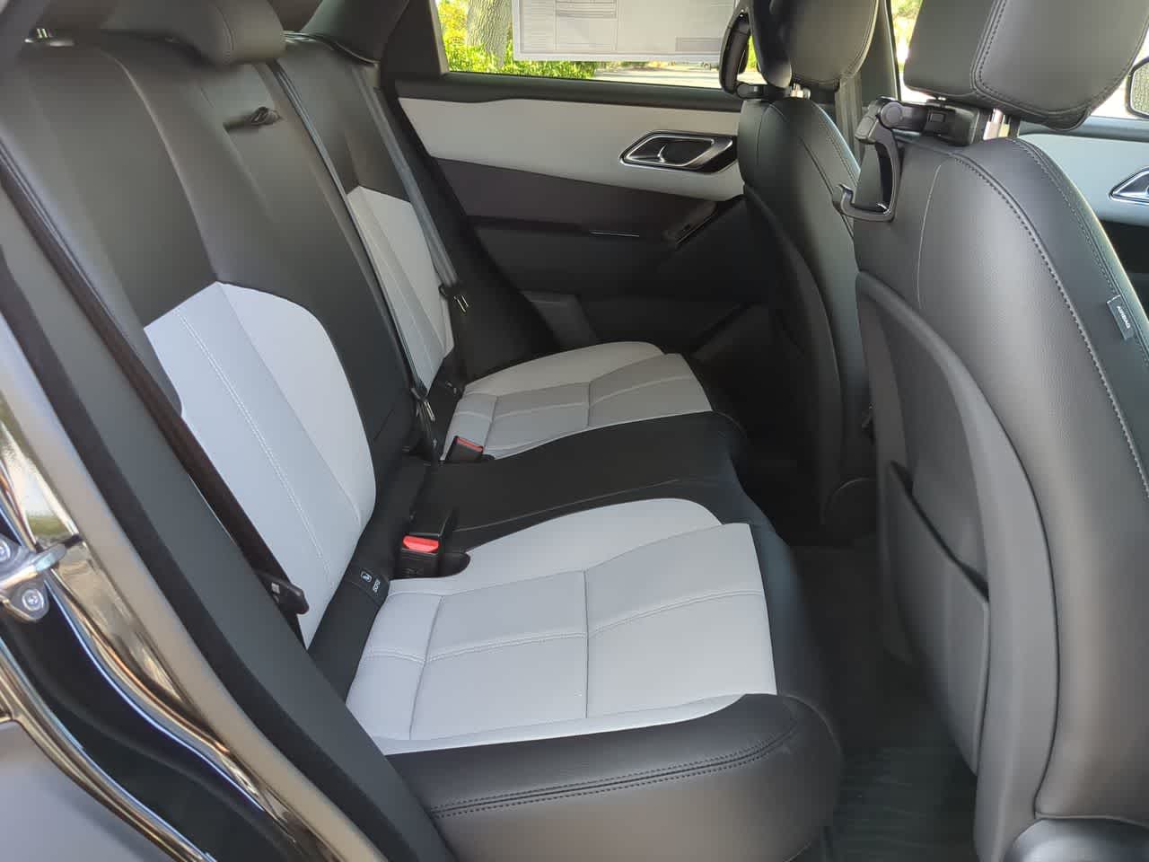 Thumbnail: 2026 Land Rover Range Rover Velar - 22