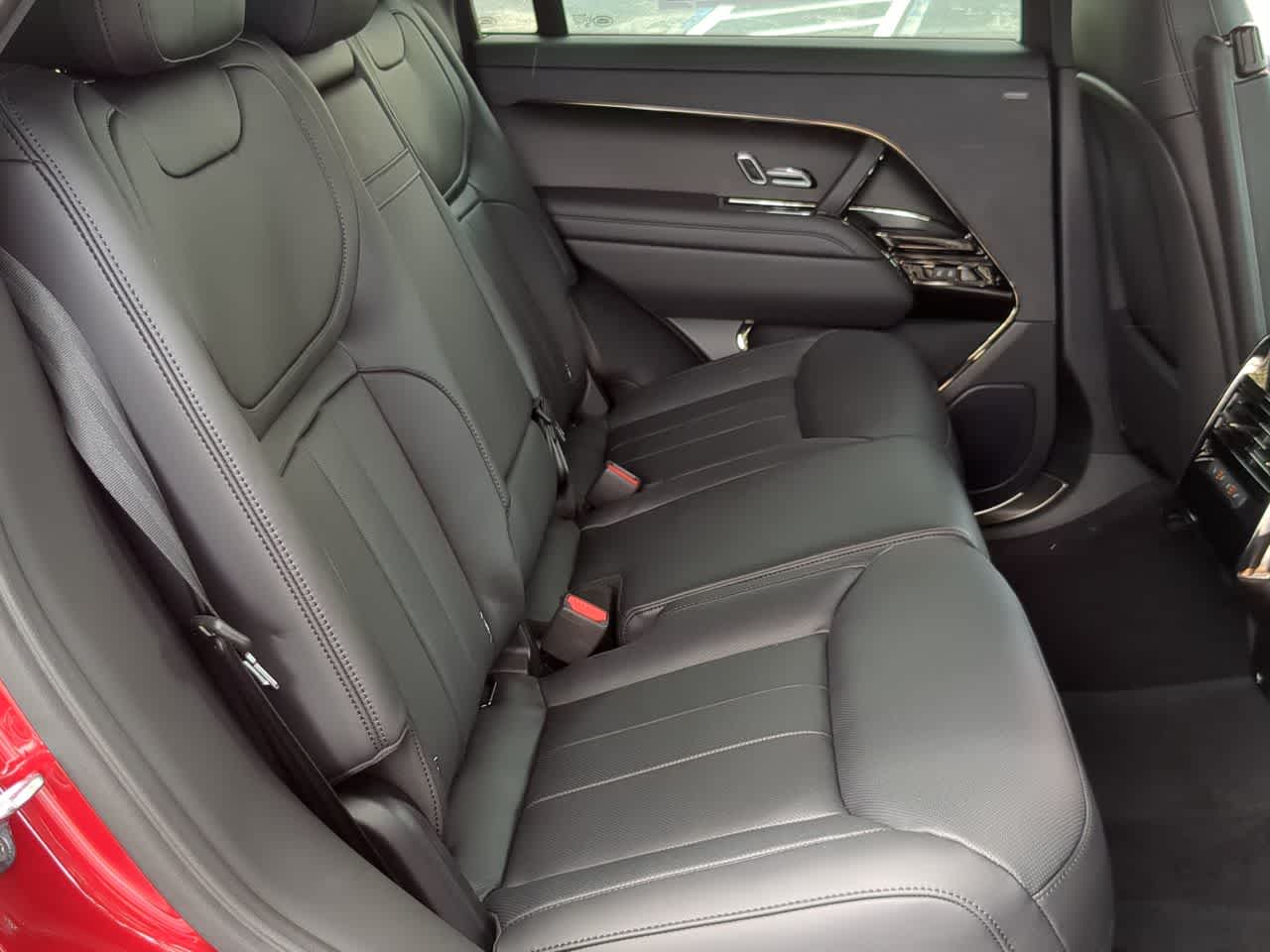Thumbnail: 2026 Land Rover Range Rover Sport - 21