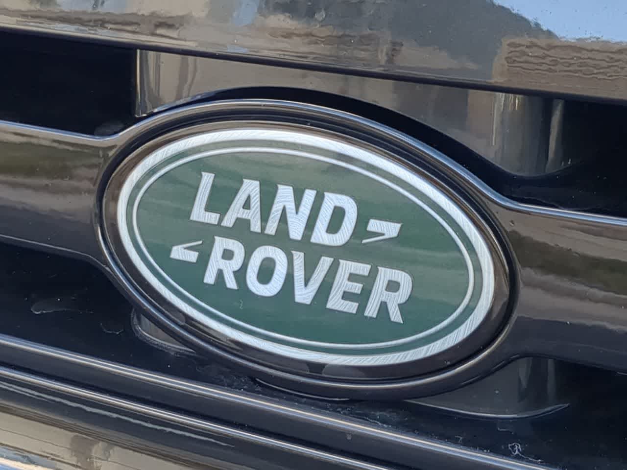 Thumbnail: 2025 Land Rover Defender - 12