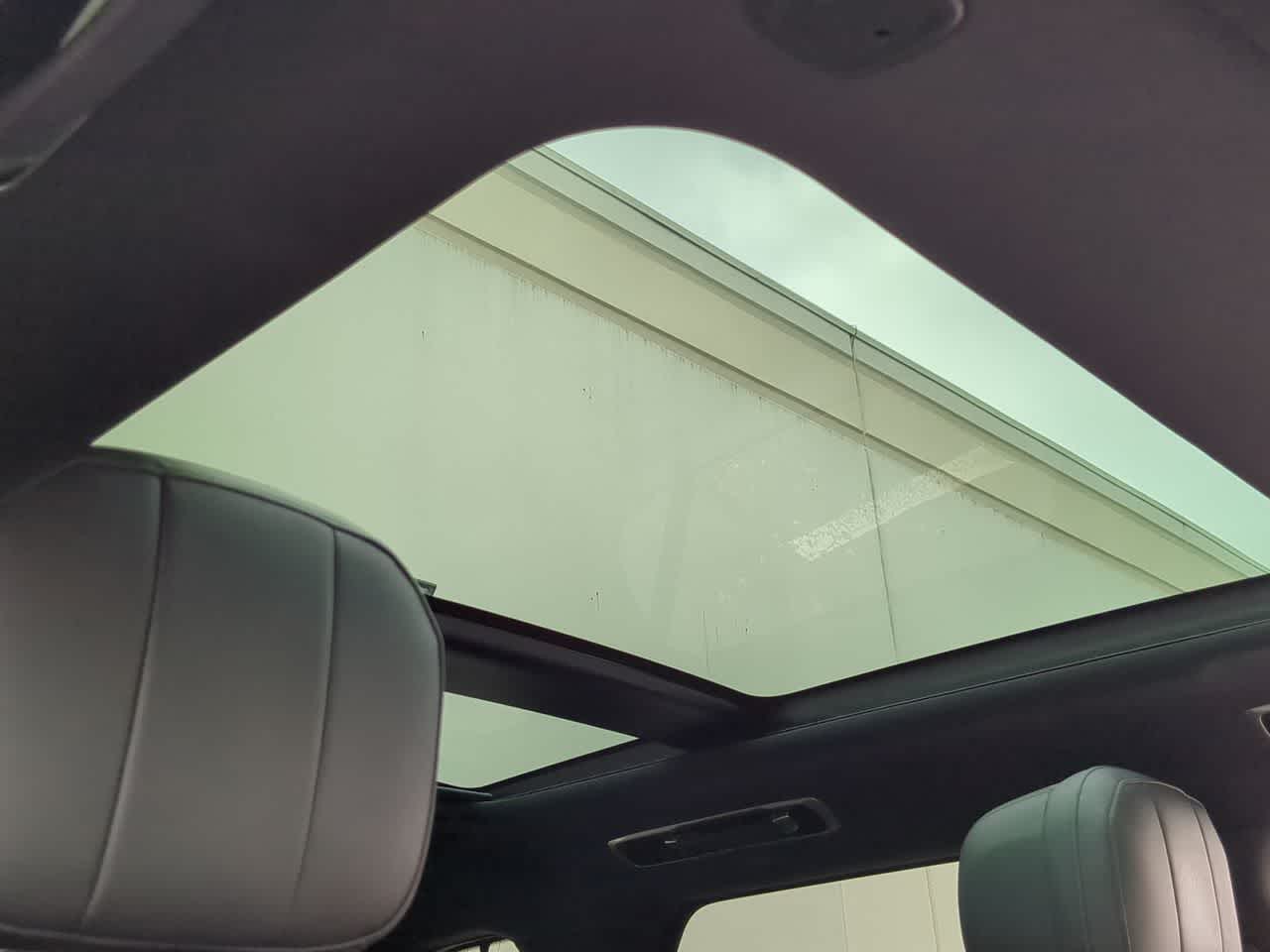 Thumbnail: 2025 Land Rover Range Rover Sport - 20