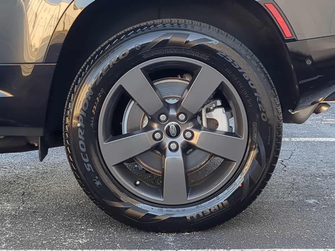 Thumbnail: 2022 Land Rover Defender - 14