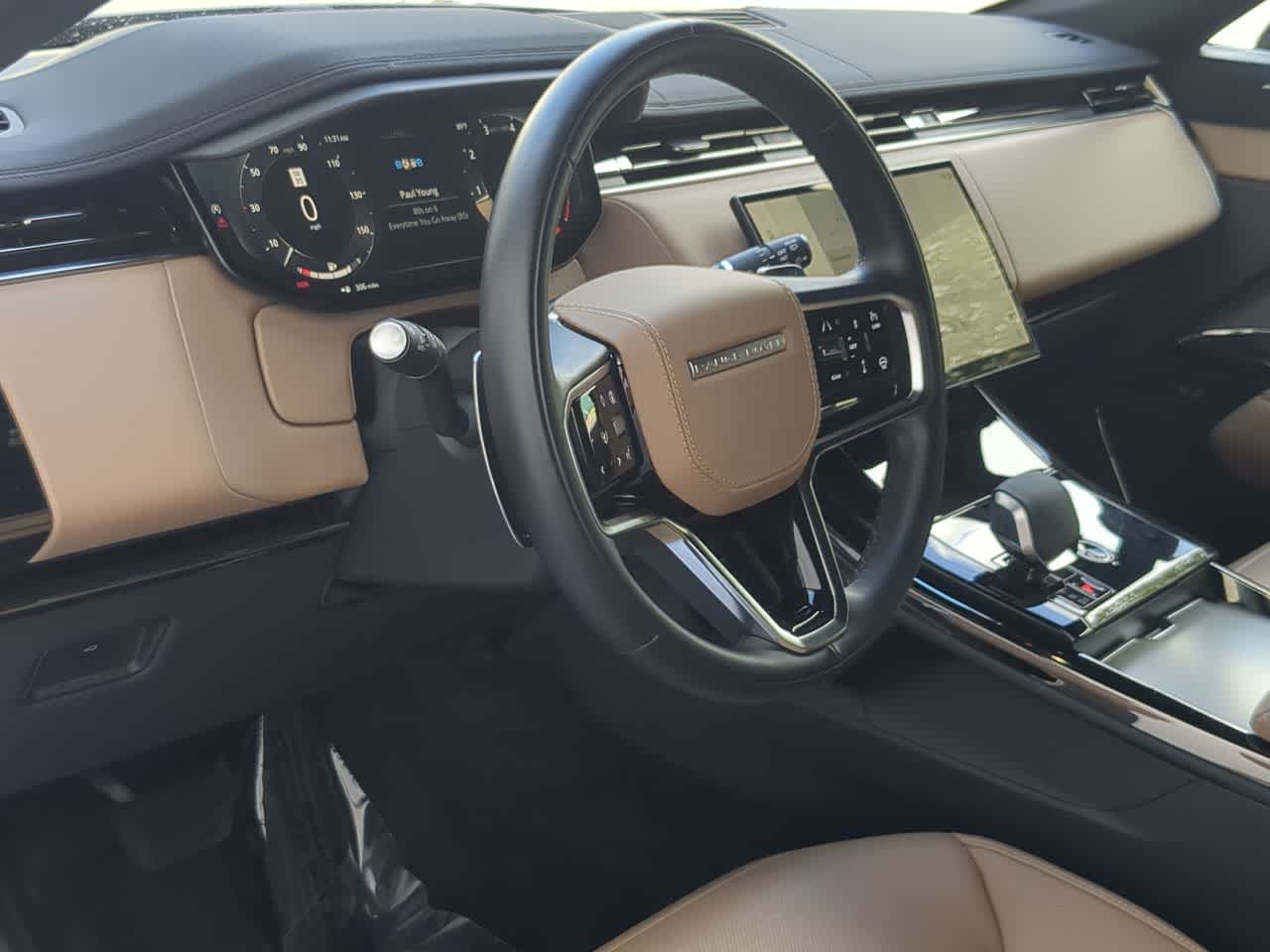 Thumbnail: 2025 Land Rover Range Rover Sport - 10