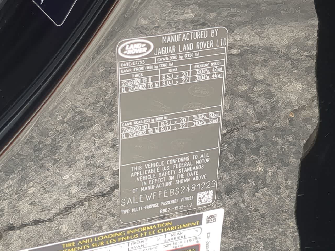 Thumbnail: 2025 Land Rover Defender - 40