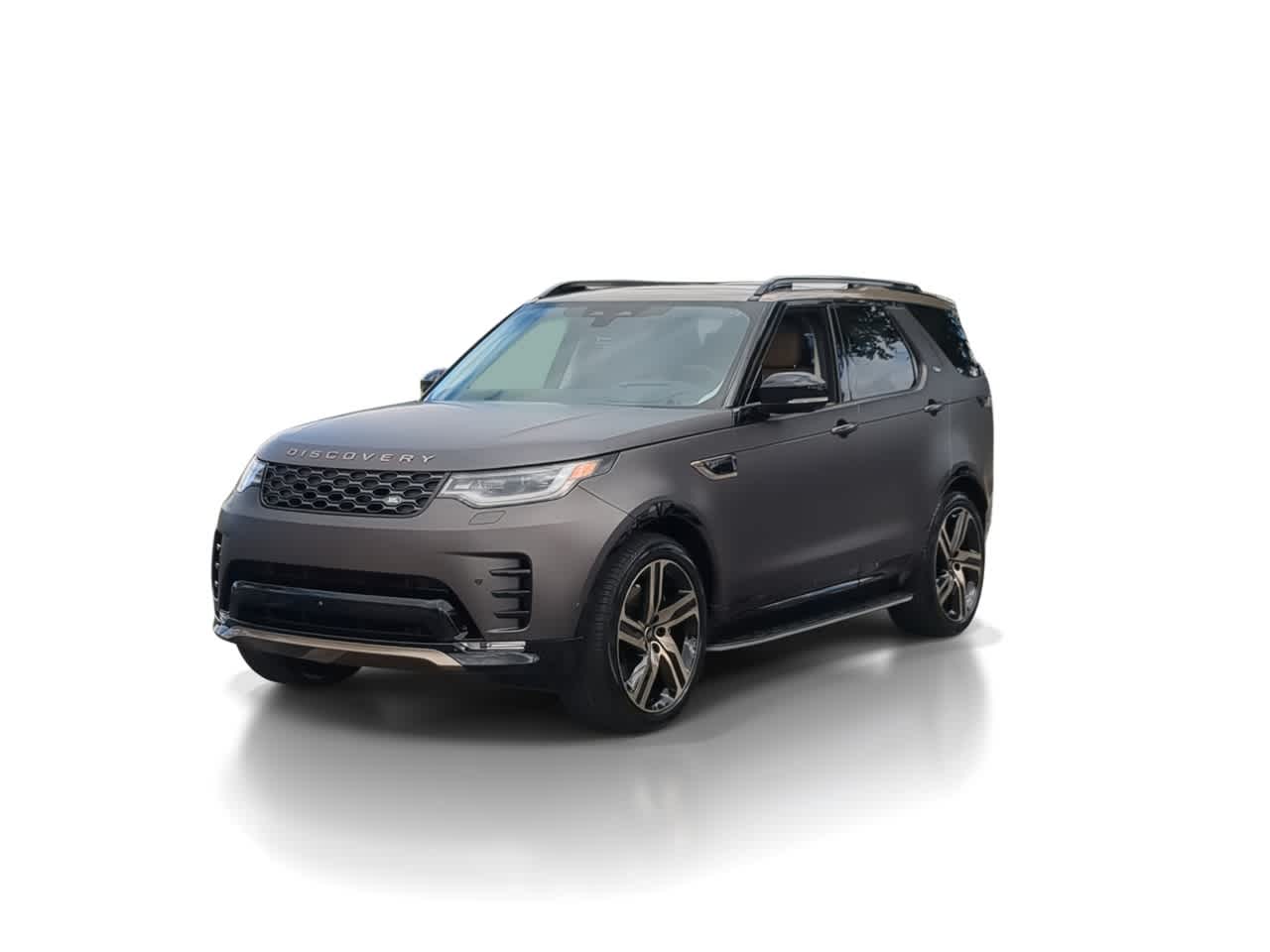 2026 Land Rover Discovery photo 3