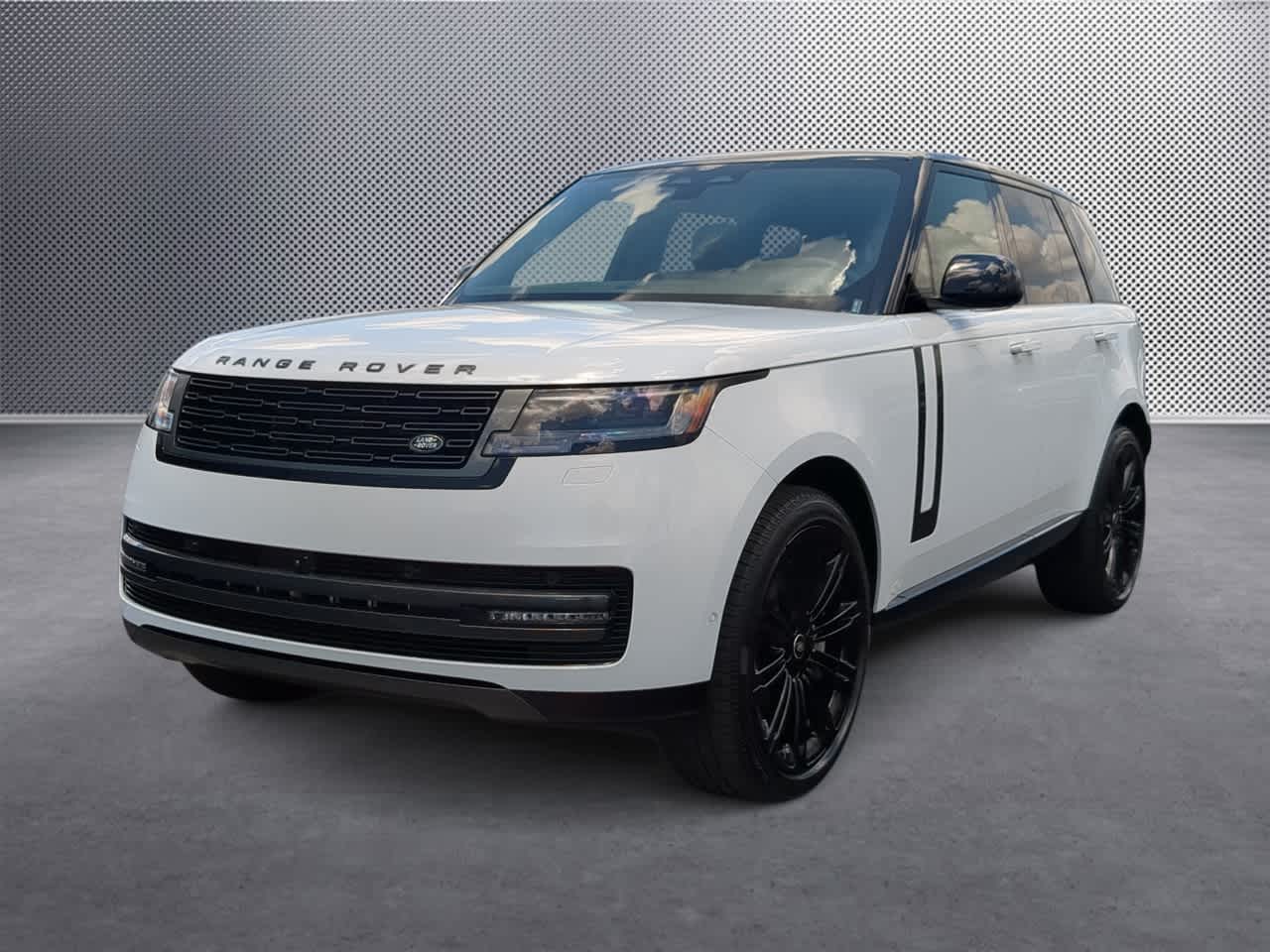 Thumbnail: 2025 Land Rover Range Rover - 4