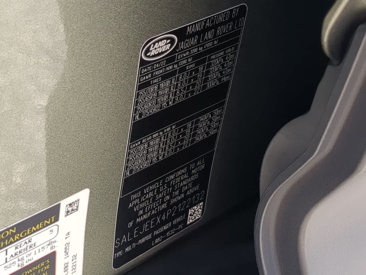 Thumbnail: 2023 Land Rover Defender - 40