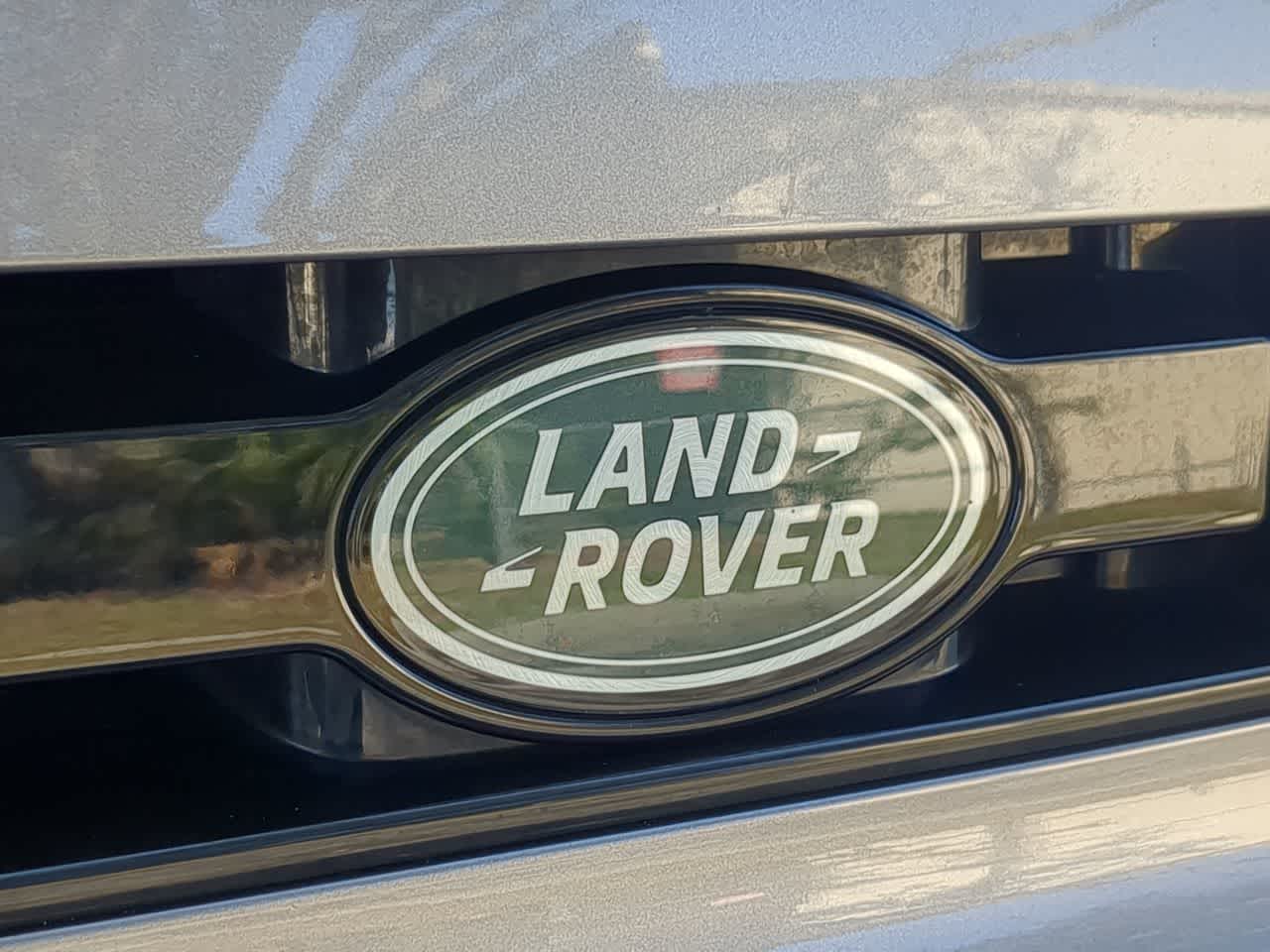 Thumbnail: 2020 Land Rover Defender - 12