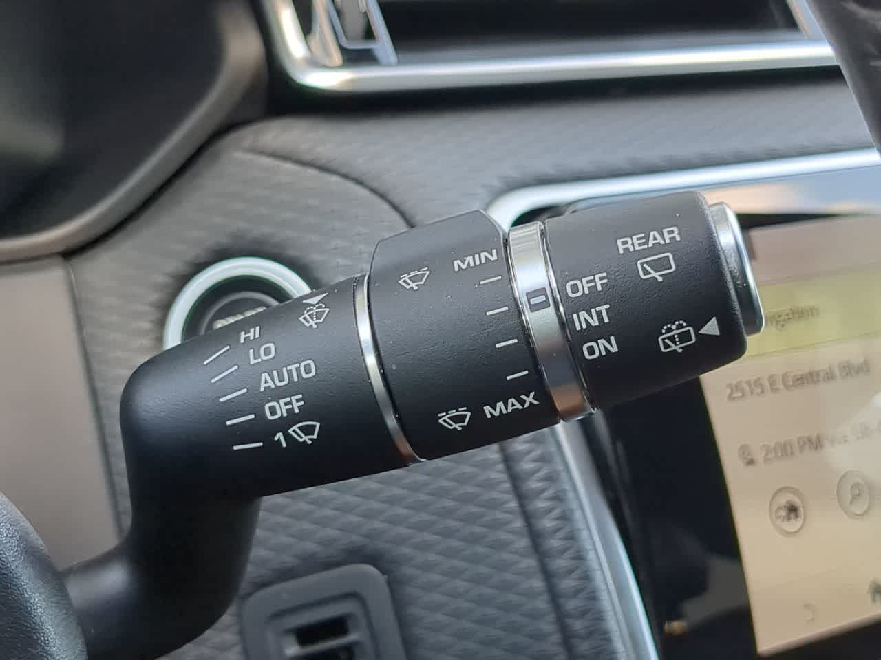 Thumbnail: 2019 Land Rover Range Rover Velar - 26