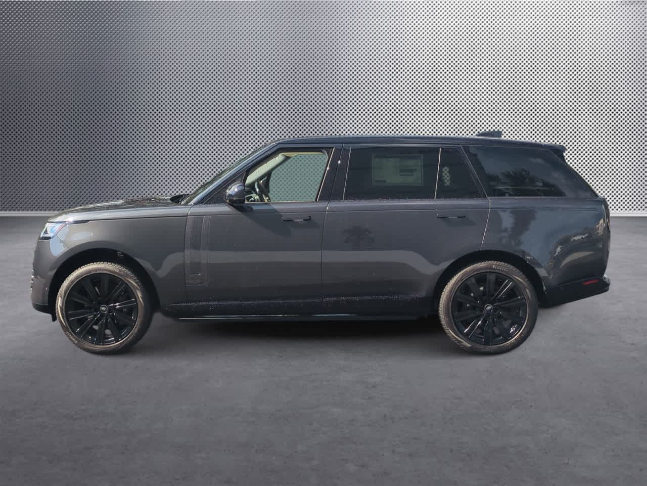 Thumbnail: 2025 Land Rover Range Rover - 5