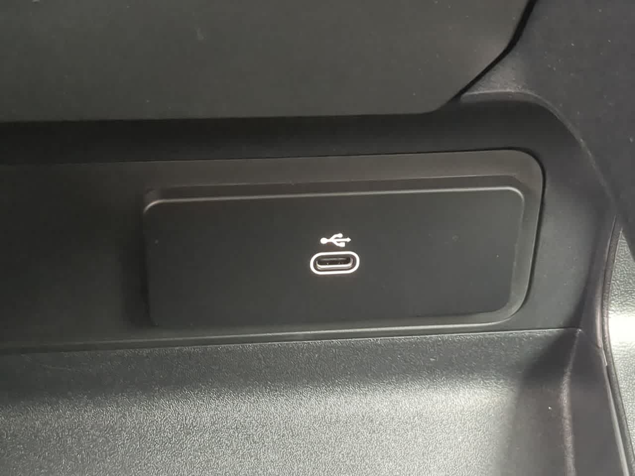 Thumbnail: 2026 Land Rover Defender - 34