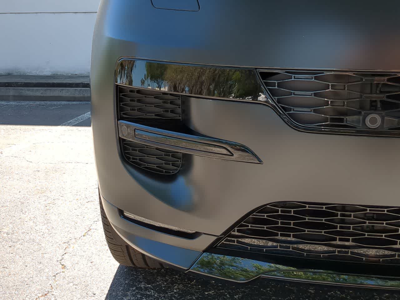 Thumbnail: 2026 Land Rover Range Rover Sport - 11