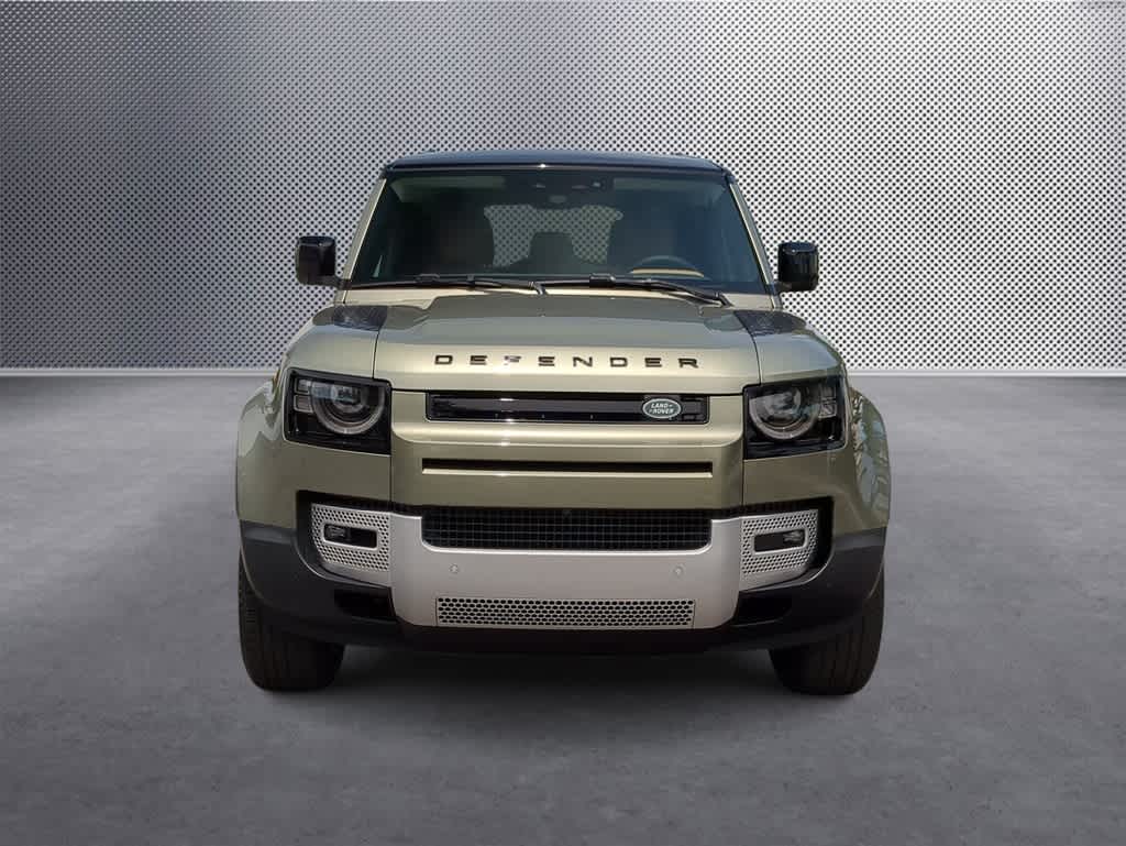 2025 Land Rover Defender 110 3