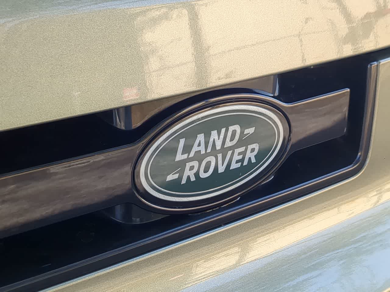 Thumbnail: 2025 Land Rover Defender - 12