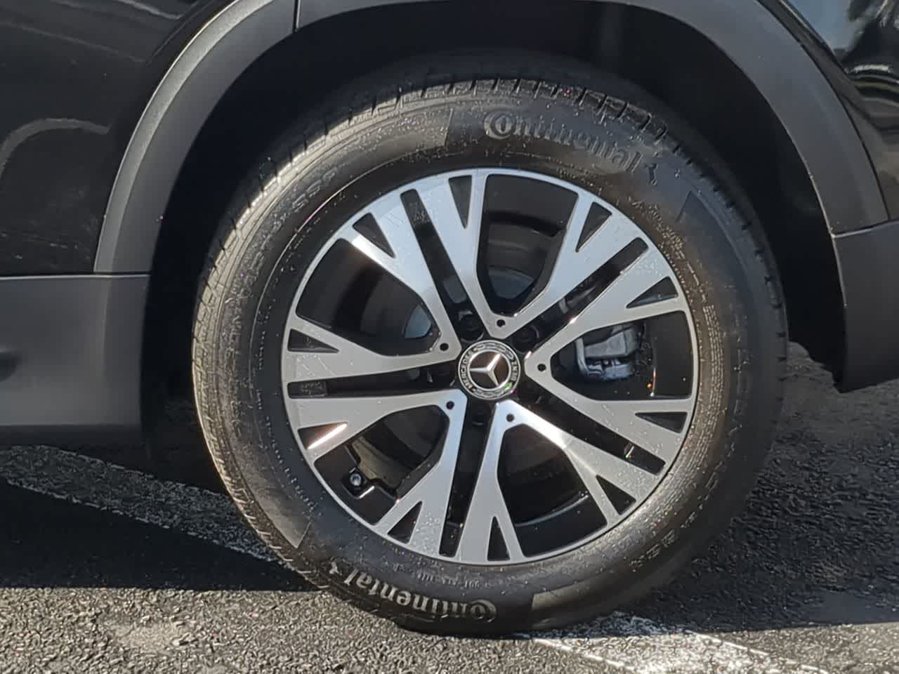 Thumbnail: 2024 Mercedes-Benz GLB - 14