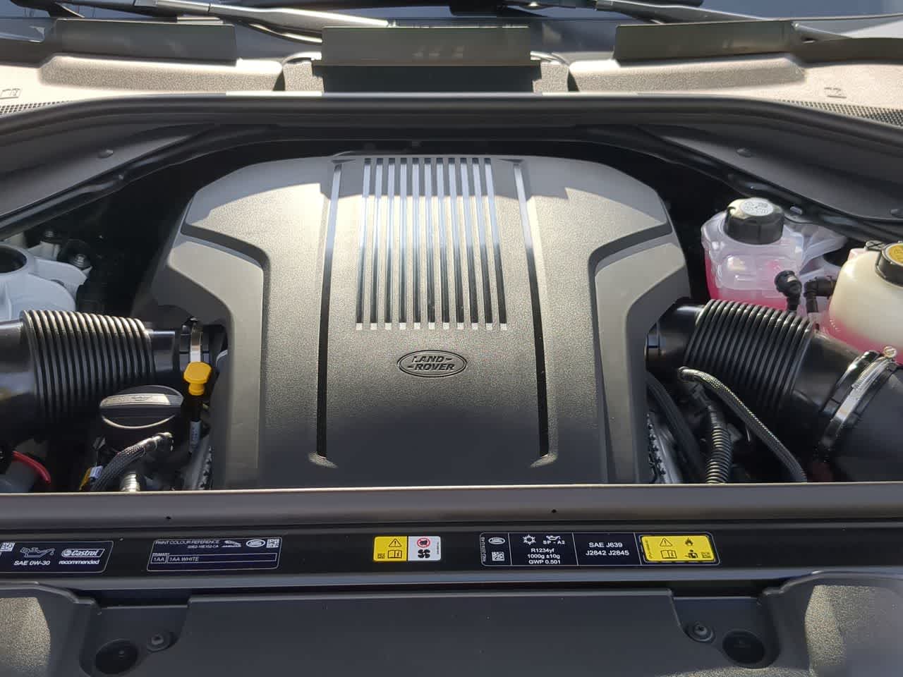 Thumbnail: 2026 Land Rover Range Rover - 15