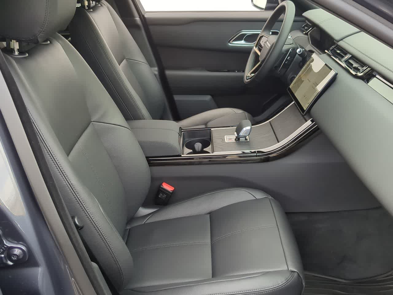 Thumbnail: 2026 Land Rover Range Rover Velar - 24