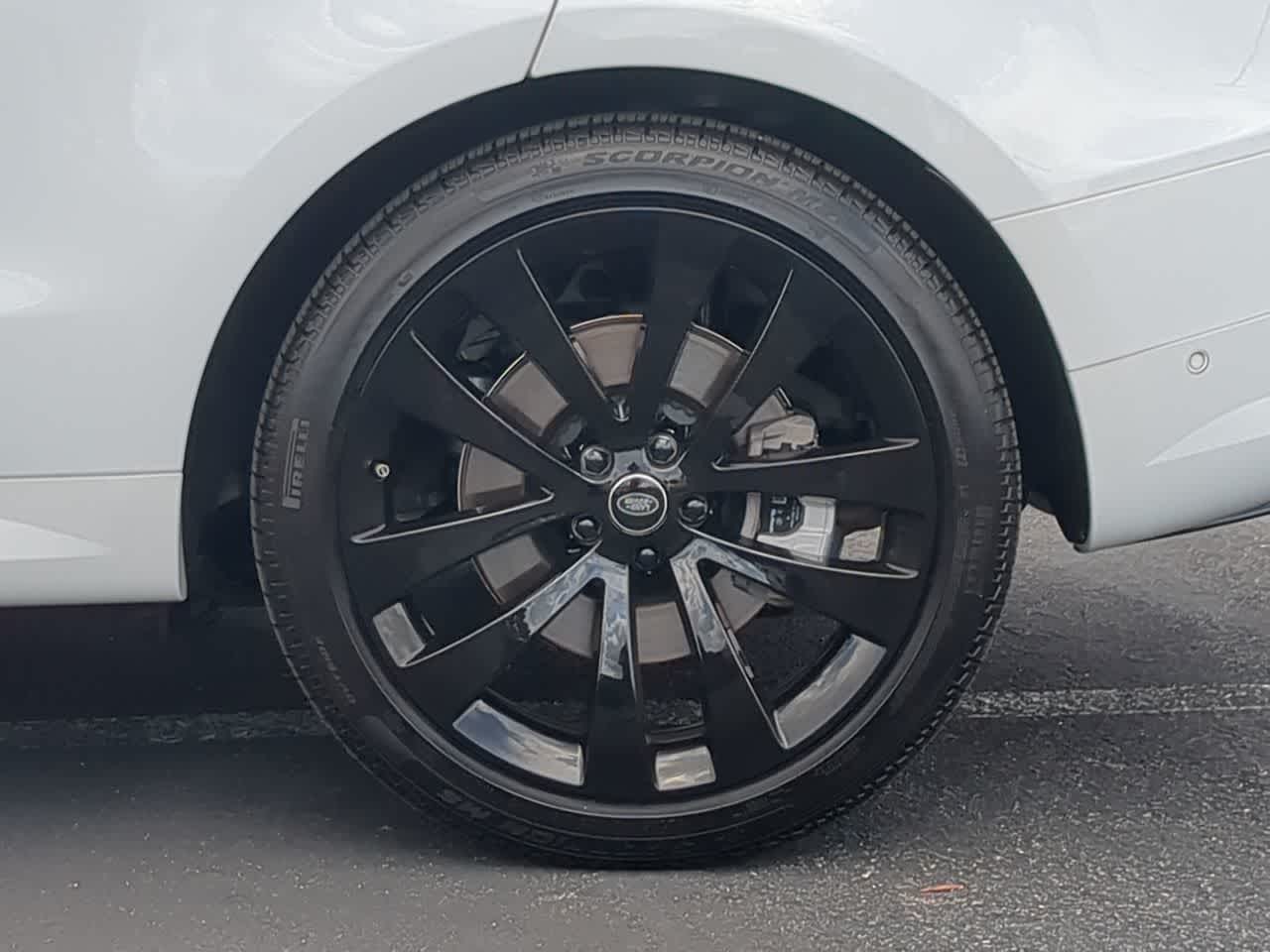 Thumbnail: 2025 Land Rover Range Rover Sport - 14