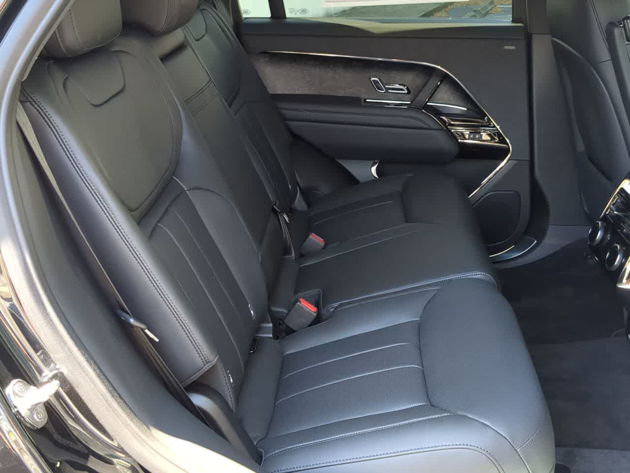 Thumbnail: 2026 Land Rover Range Rover Sport - 22