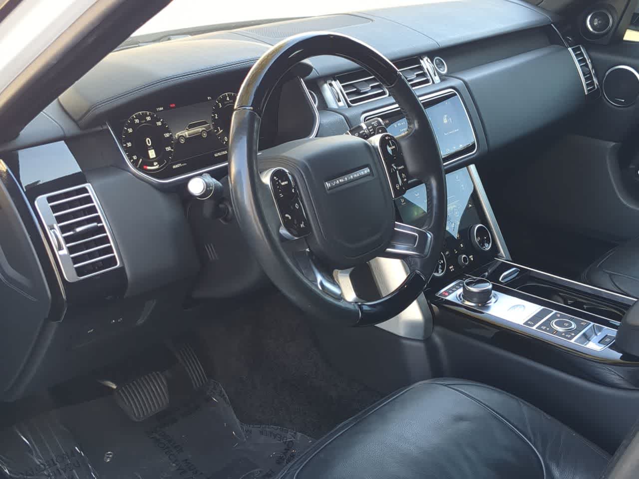 Thumbnail: 2020 Land Rover Range Rover - 10