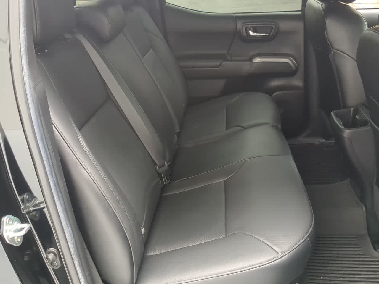 Thumbnail: 2022 Toyota Tacoma - 22