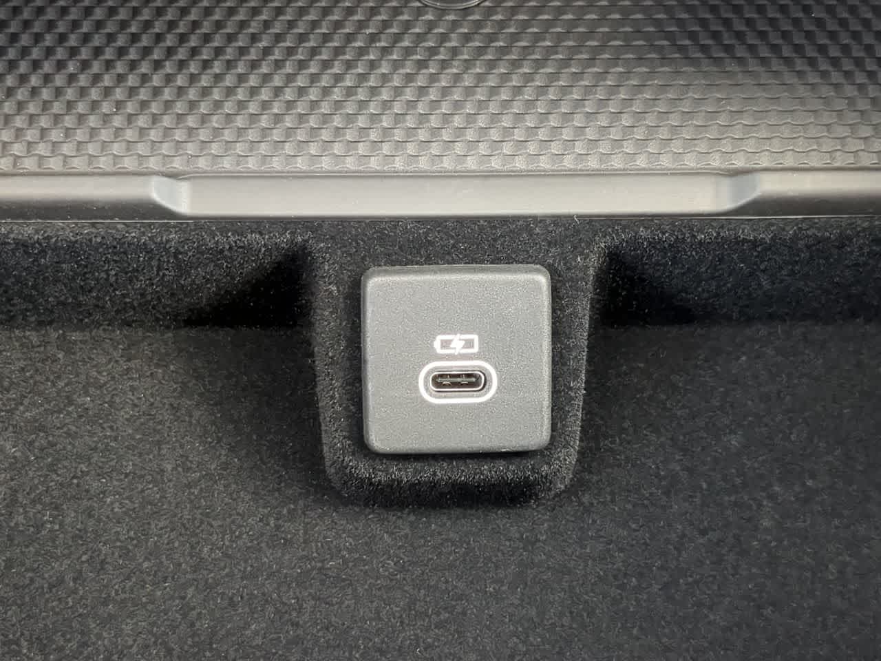 Thumbnail: 2025 Land Rover Range Rover - 33