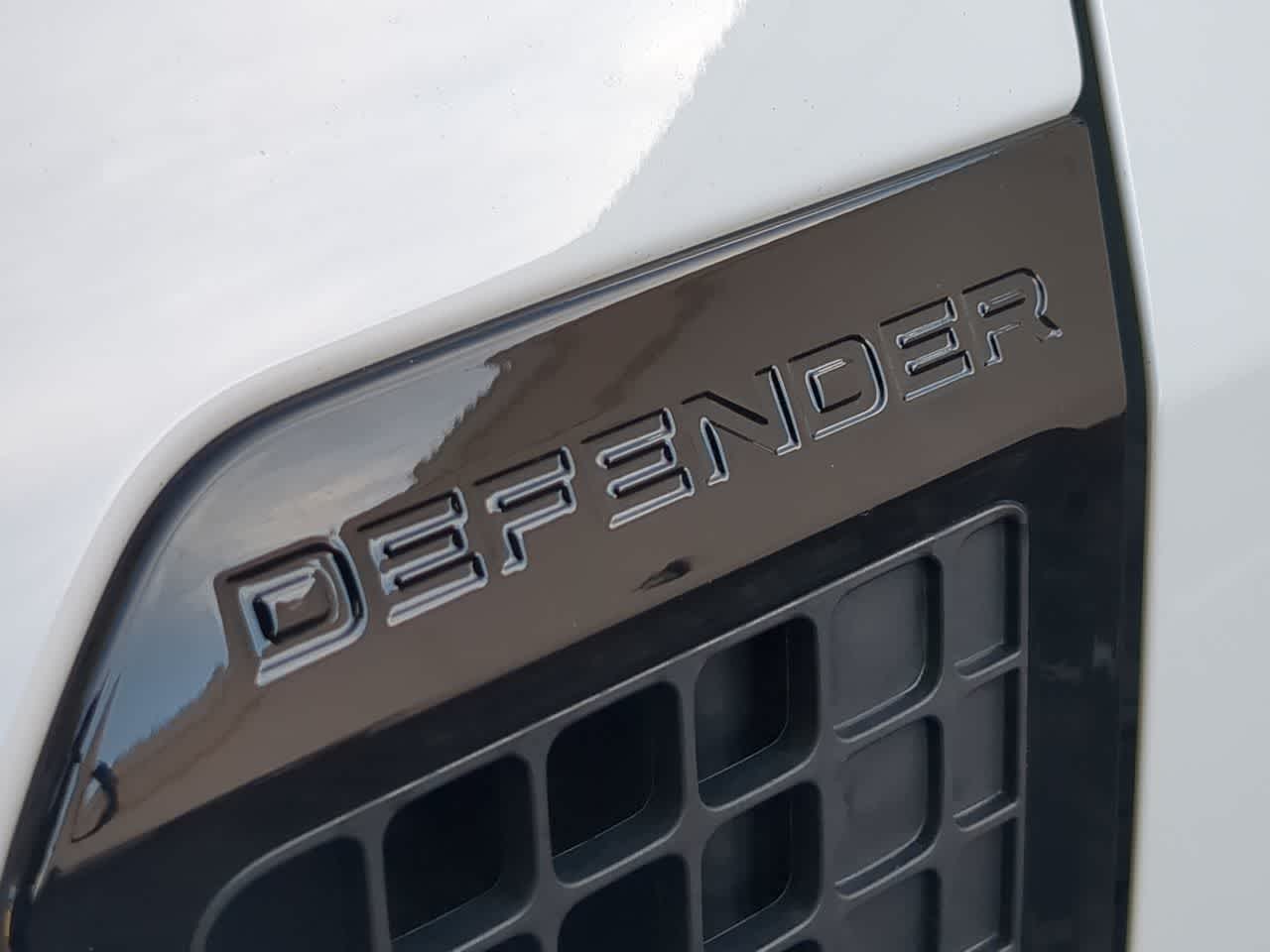 Thumbnail: 2024 Land Rover Defender - 13