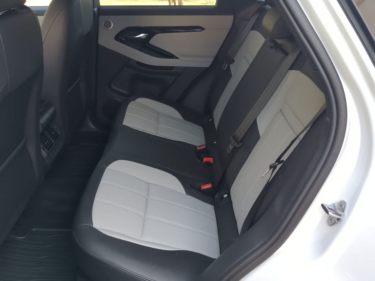 Thumbnail: 2026 Land Rover Range Rover Evoque - 20