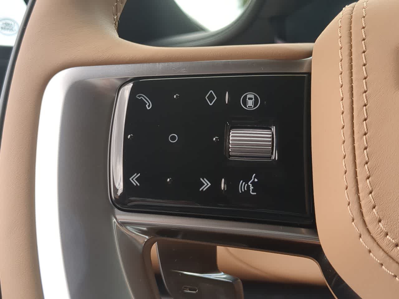 Thumbnail: 2025 Land Rover Range Rover - 26