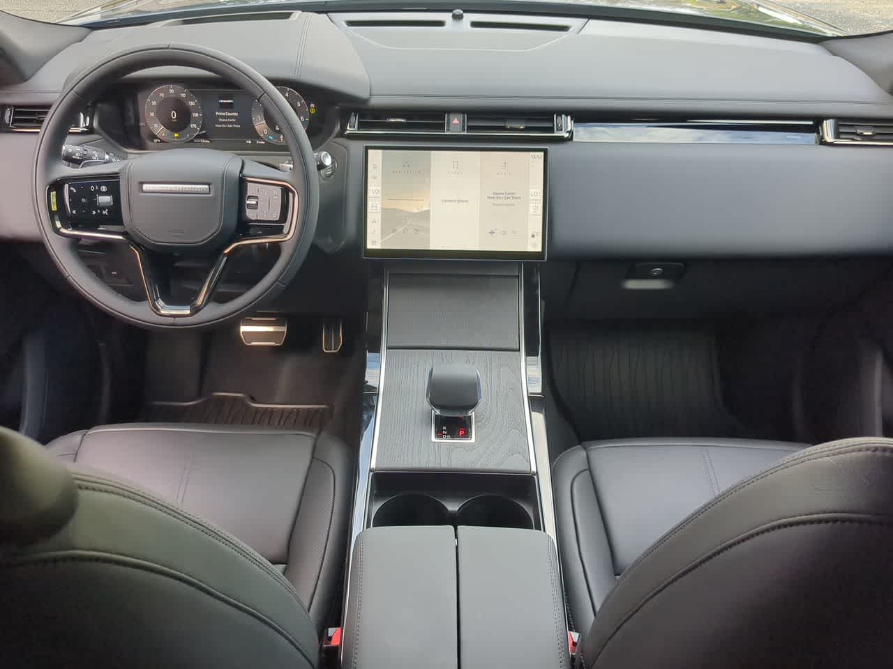 Thumbnail: 2026 Land Rover Range Rover Velar - 16