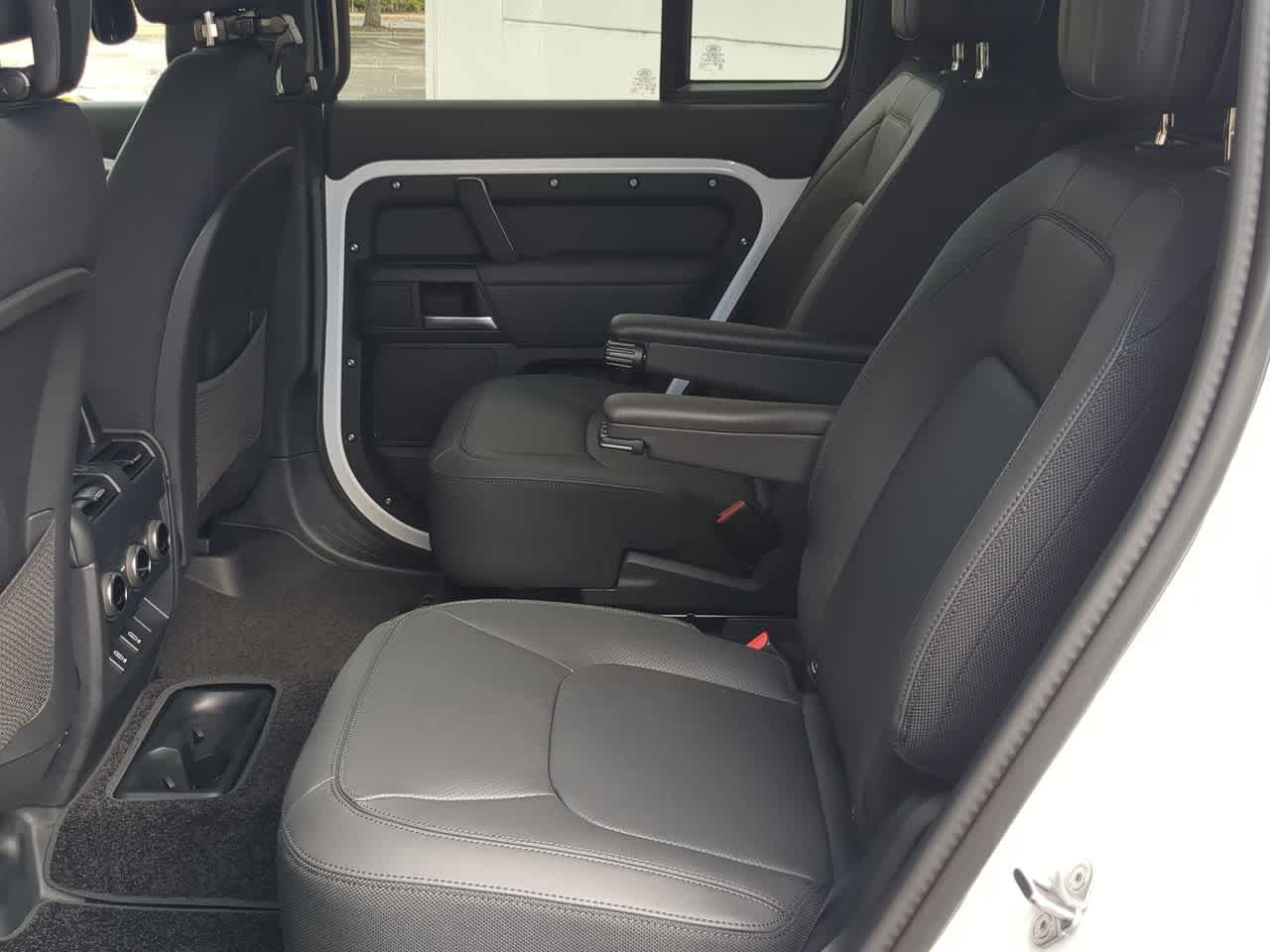 Thumbnail: 2026 Land Rover Defender - 21