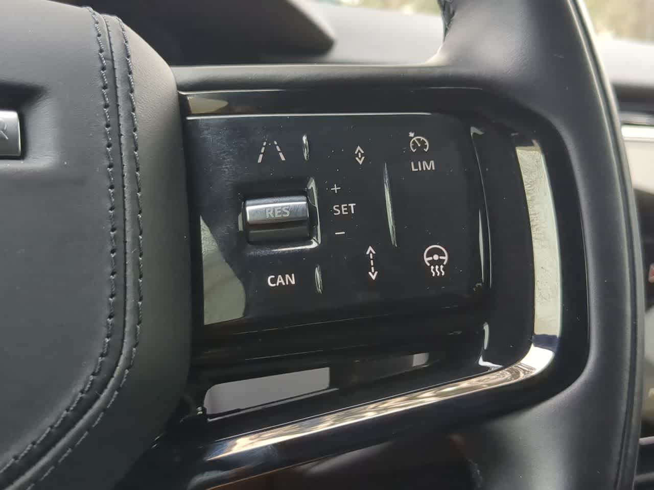 Thumbnail: 2024 Land Rover Range Rover Velar - 26