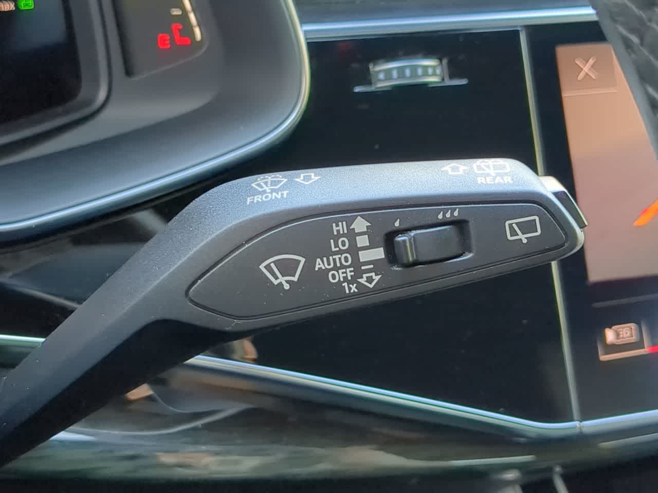 Thumbnail: 2023 Audi Q7 - 26