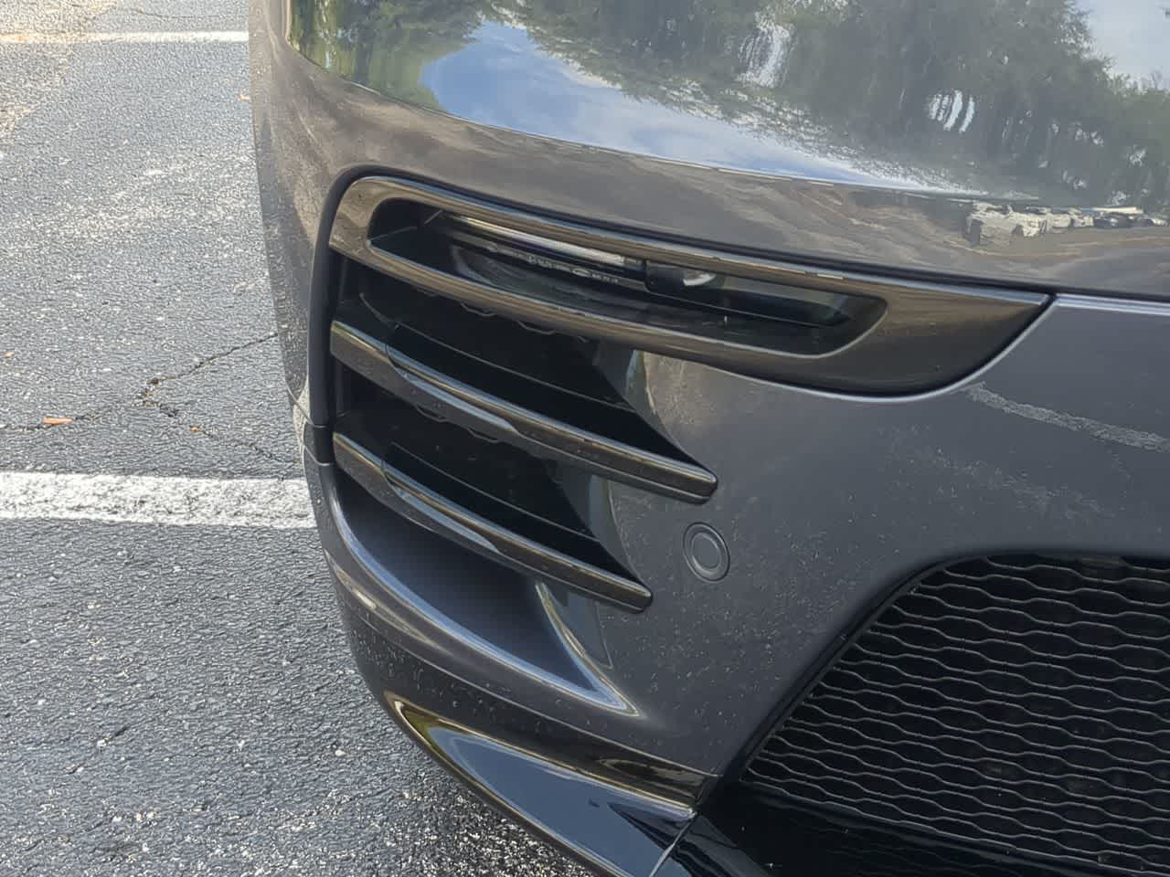 Thumbnail: 2026 Land Rover Range Rover Velar - 11