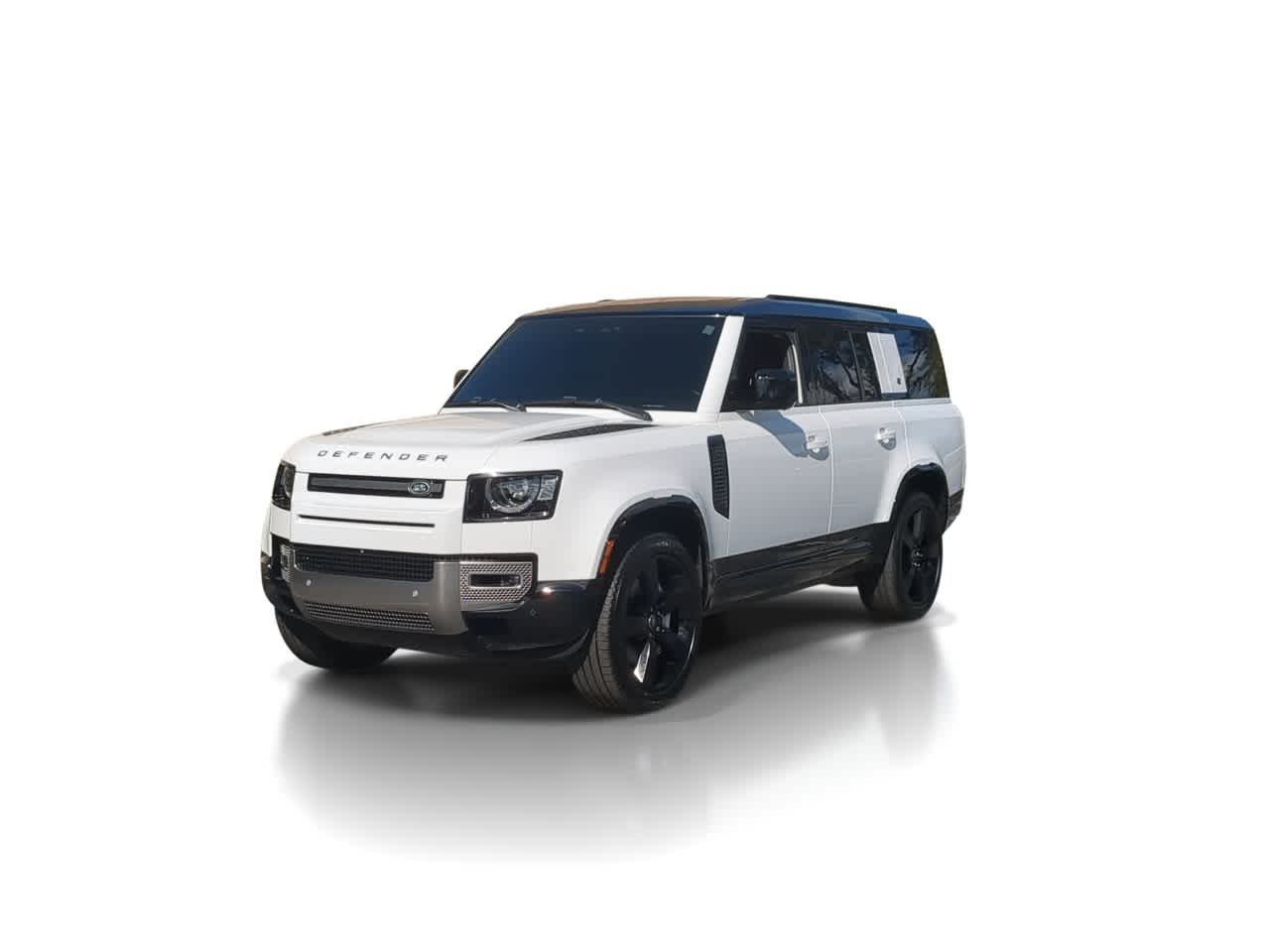 Thumbnail: 2023 Land Rover Defender - 3