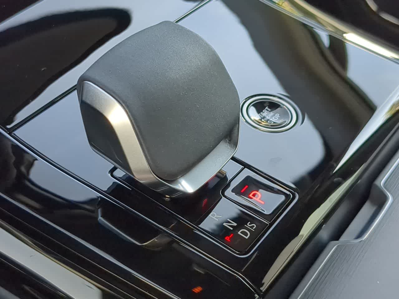 Thumbnail: 2025 Land Rover Range Rover Sport - 33