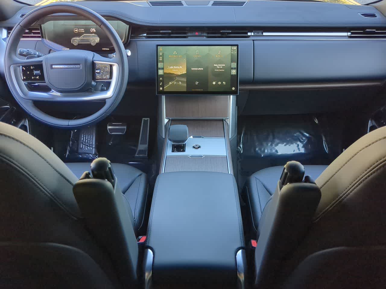 Thumbnail: 2025 Land Rover Range Rover - 16