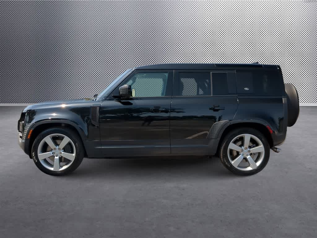 Thumbnail: 2024 Land Rover Defender - 5