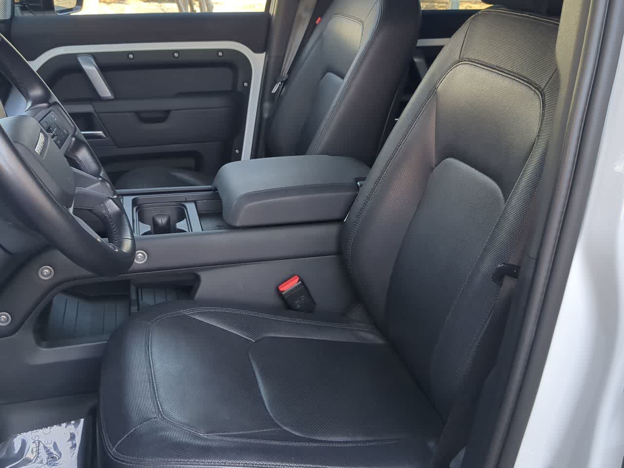 Thumbnail: 2024 Land Rover Defender - 16