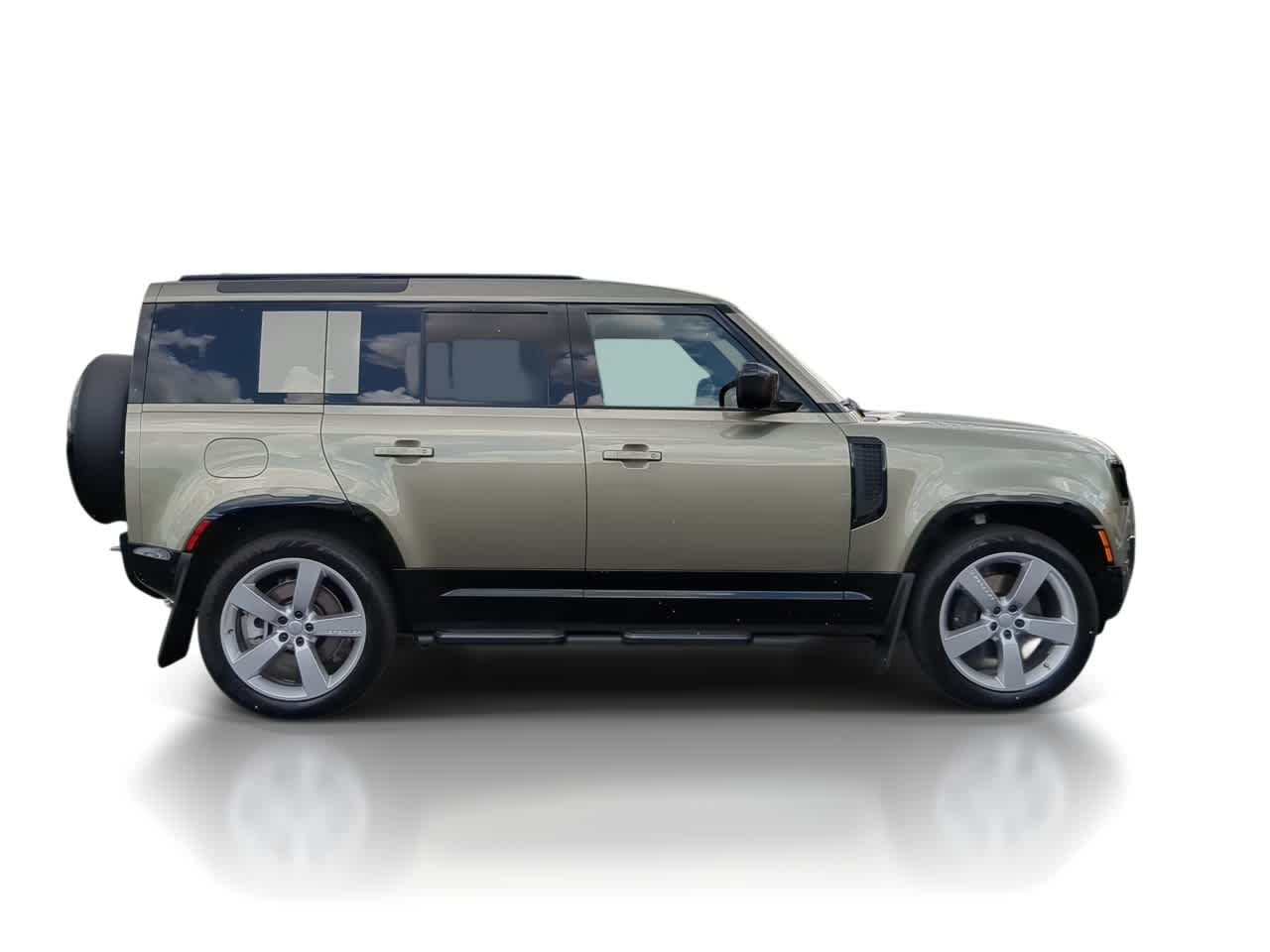 Thumbnail: 2025 Land Rover Defender - 9