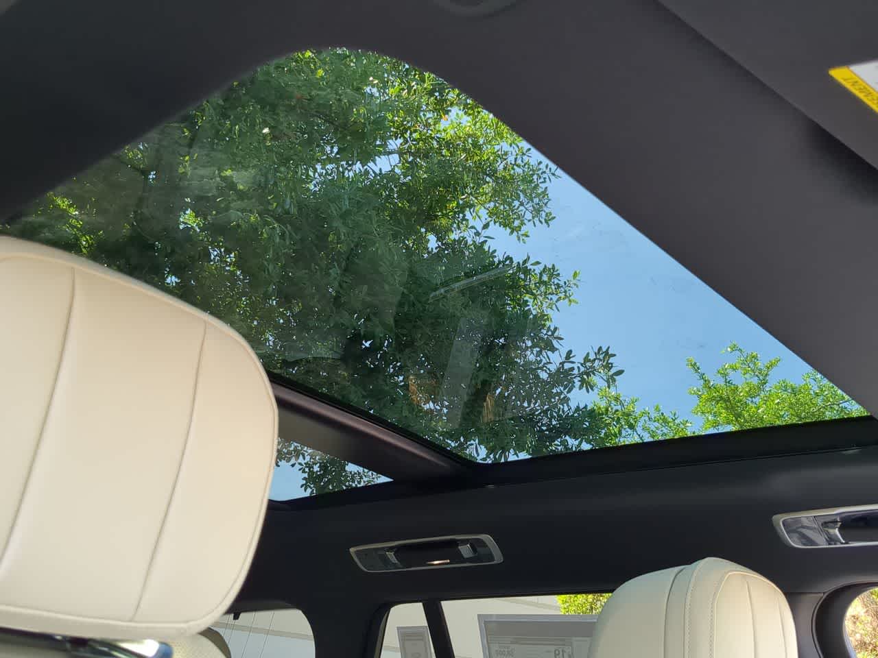 Thumbnail: 2026 Land Rover Range Rover - 20