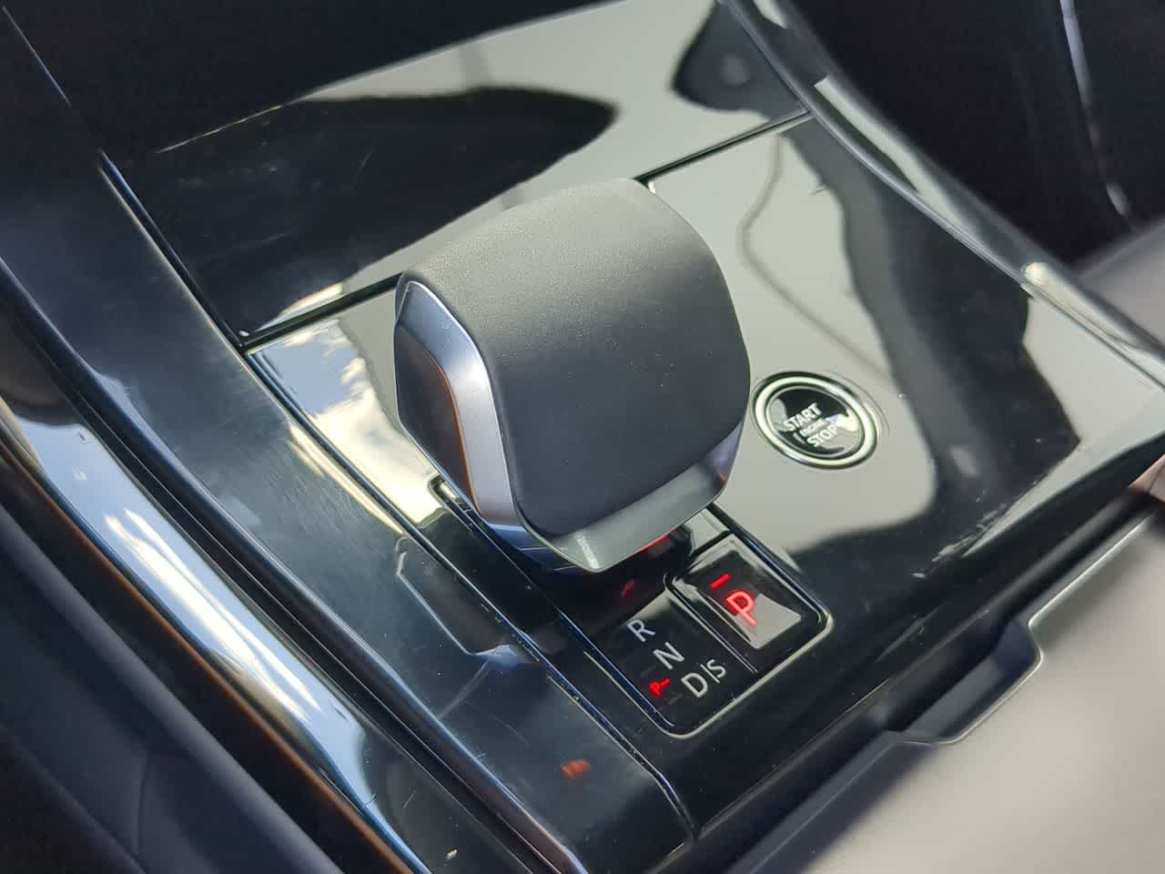 Thumbnail: 2025 Land Rover Range Rover Sport - 35