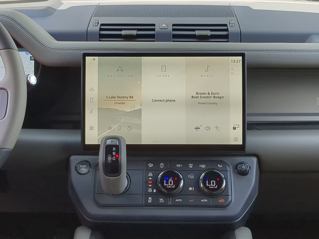 Thumbnail: 2026 Land Rover Defender - 30