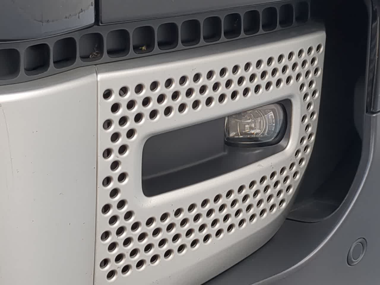 Thumbnail: 2025 Land Rover Defender - 11