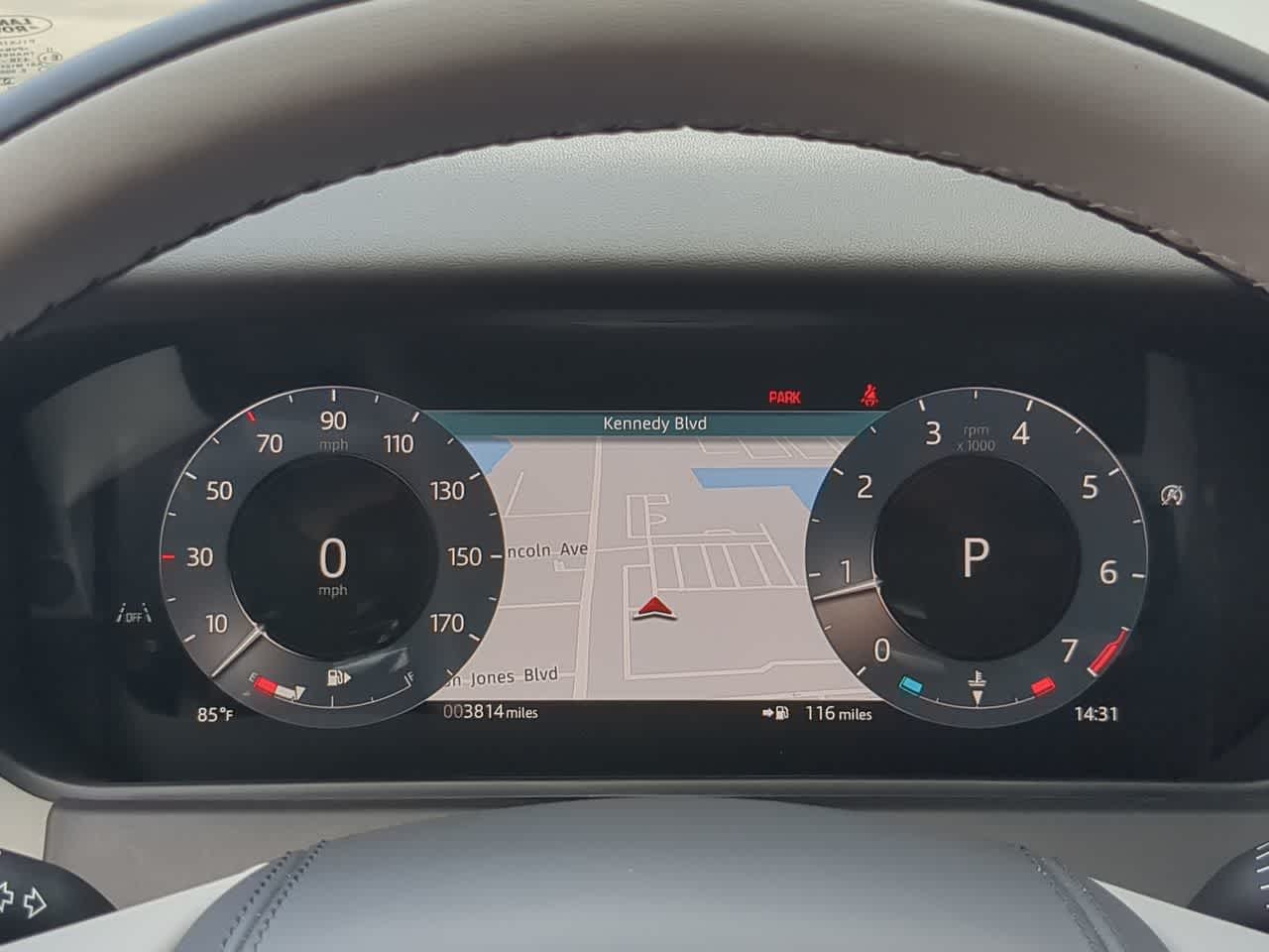 Thumbnail: 2026 Land Rover Range Rover Velar - 36